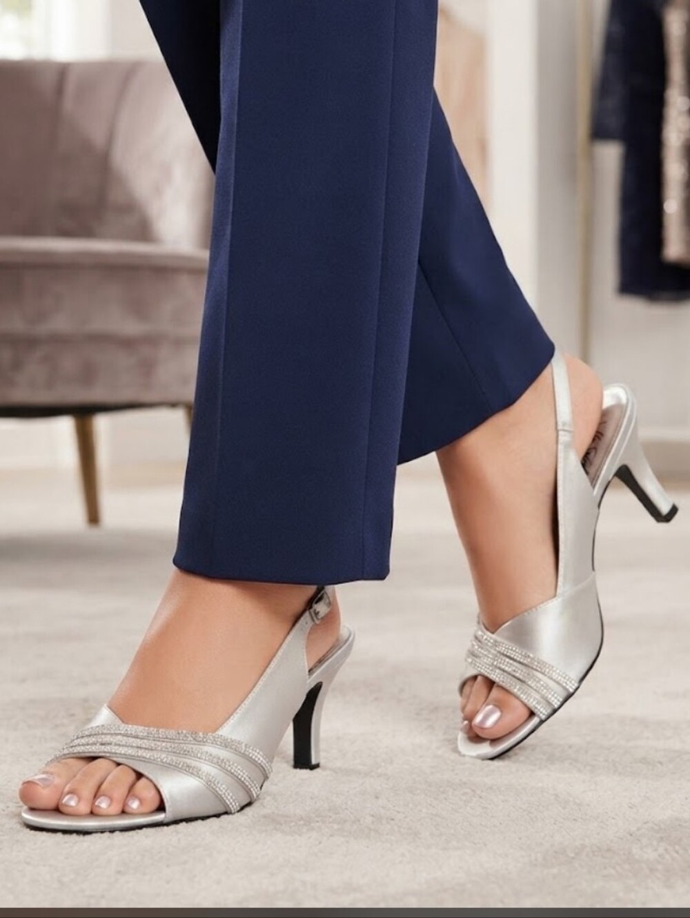 Easy Street Teton Silver Rhinestone Slingback Dress Sandals Peep Toe NWOB 9